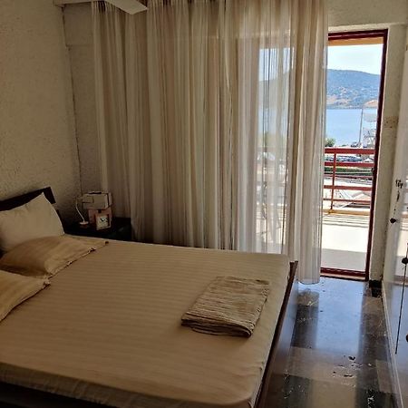Seaview Apartment Pórto Ráfti Eksteriør billede